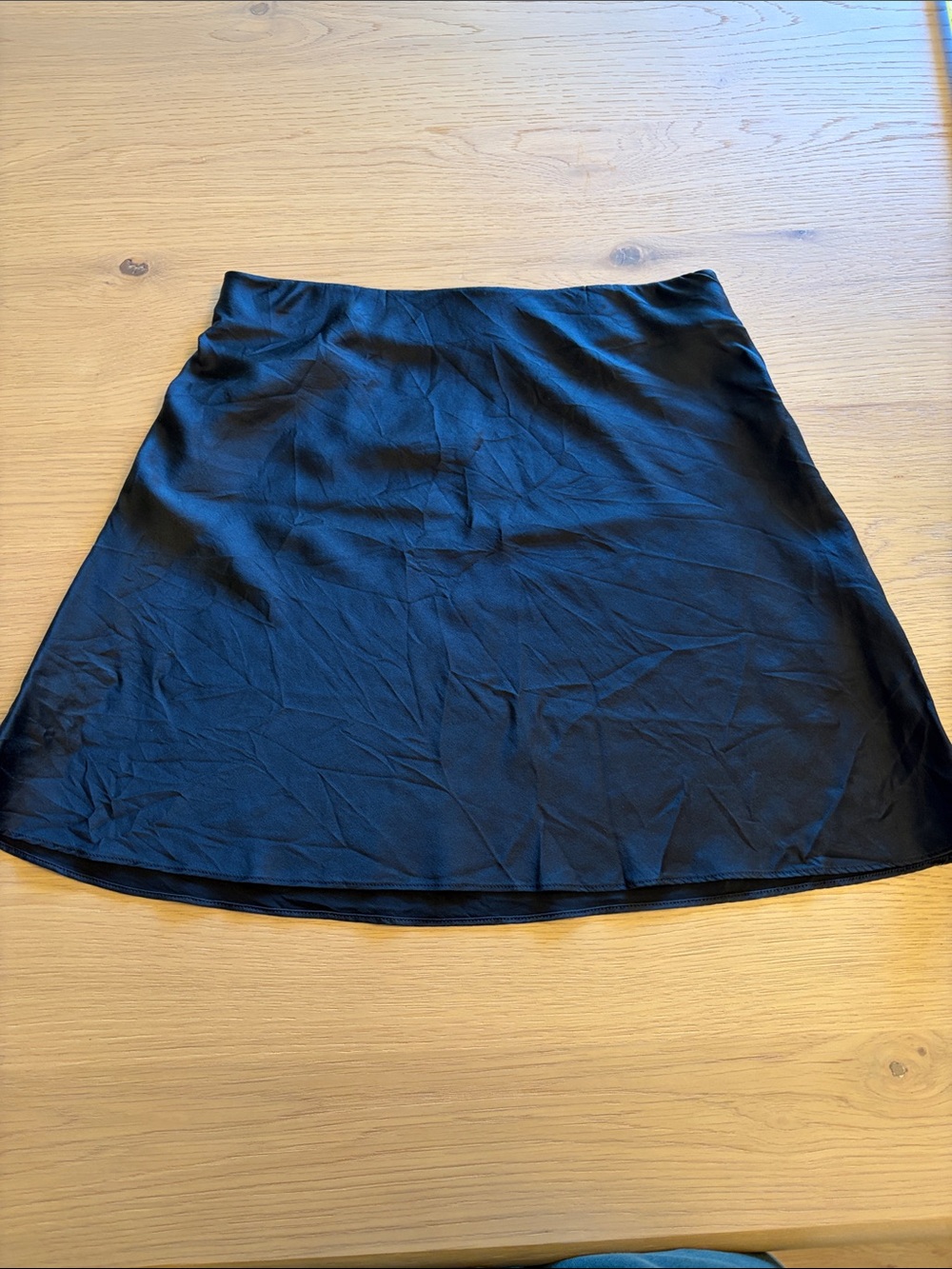 Quince 100% Washable Silk Mini Skirt